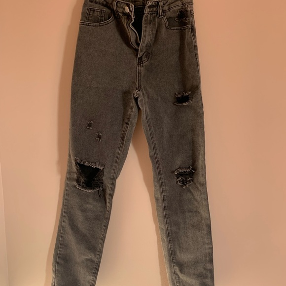 High waist ripped mom jeans - Picture 2 of 8